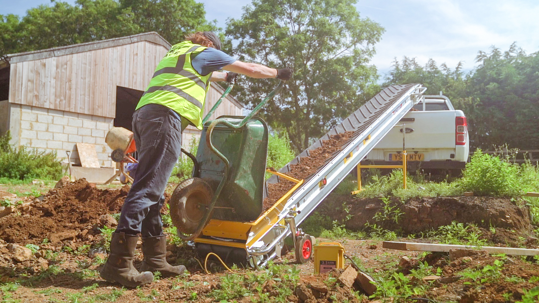 Mace Industries Shifta Mk3 5.4 wheelbarrow loading